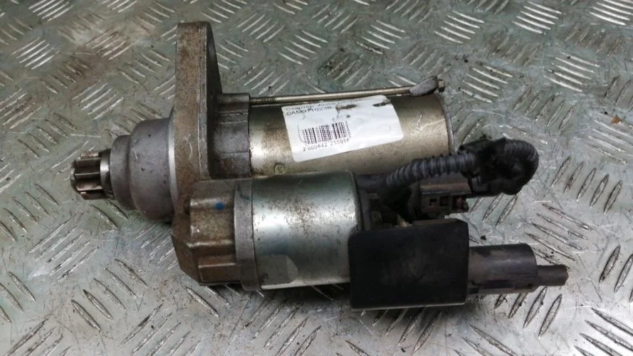 стартер Volkswagen CAVA 162 Volkswagen Jetta CAVA 162 0AM911023B
