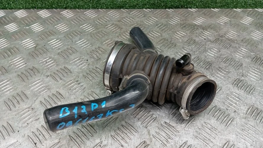 патрубок воздушного фильтра Daewoo,Chevrolet B12D1 T255,T250 Daewoo,Chevrolet Gentra,Aveo B12D1 T255,T250 96813397