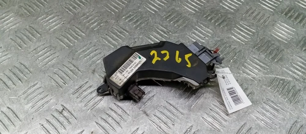 реостат печки Cadillac Z20NEL . Cadillac Bls Z20NEL . 73421312