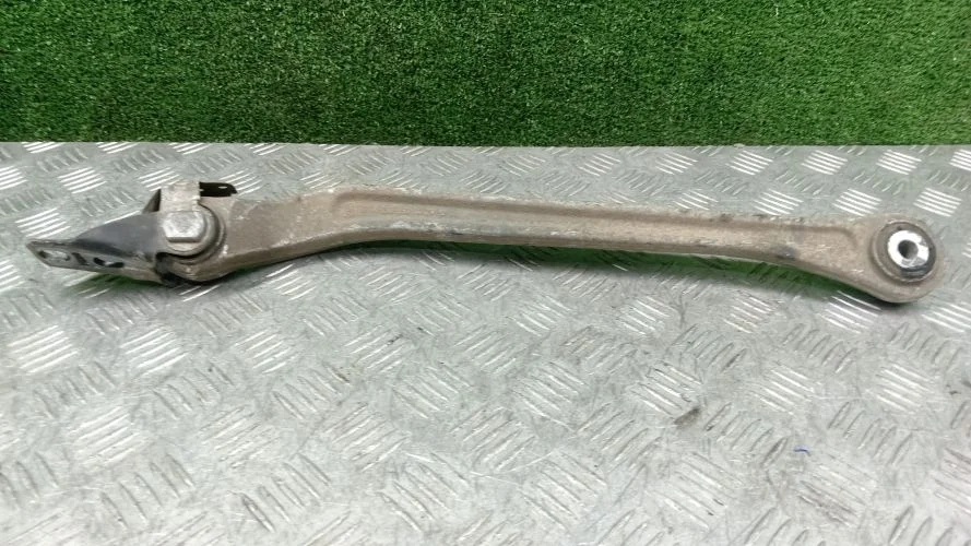 рычаг поперечный Mercedes-Benz 273961 C219 Mercedes-Benz Cls 350 273961 C219 A2303500429