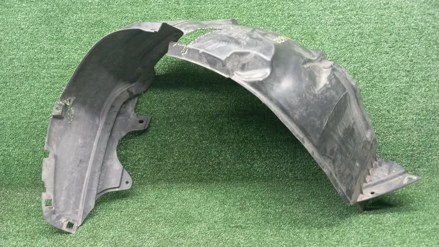 подкрылок Ssangyong D20DTF,671950 CK,C200 Ssangyong Actyon,Korando C,New Actyon D20DTF,671950 CK,C200 7972034000,7972134000,7382234000