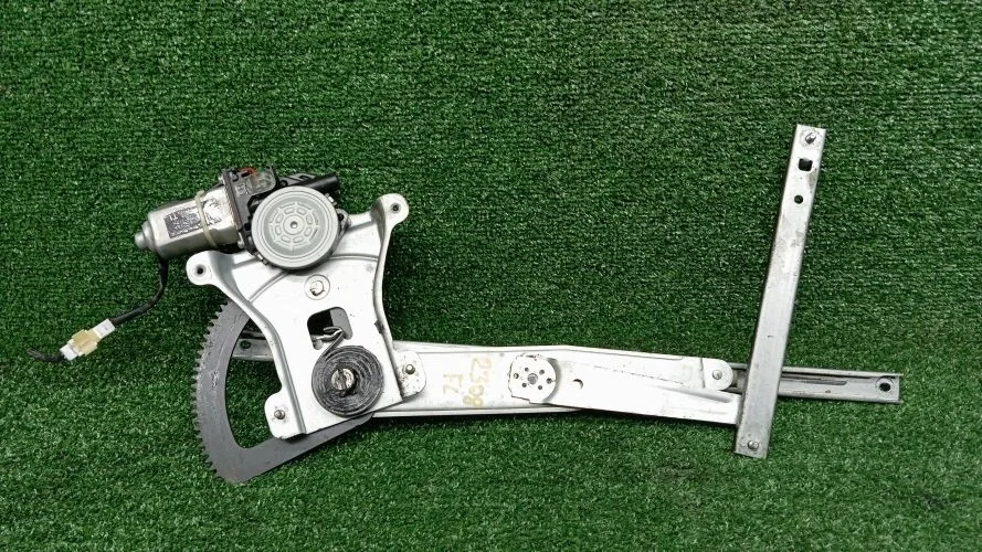 стеклоподъёмник Chevrolet B12D1 T255 Chevrolet Aveo B12D1 T255 96541783,96652141,96870316