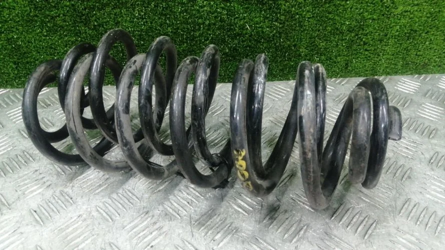 пружина Audi CDUC,CDUD 4G2 Audi A6 CDUC,CDUD 4G2 8K0511115DJ
