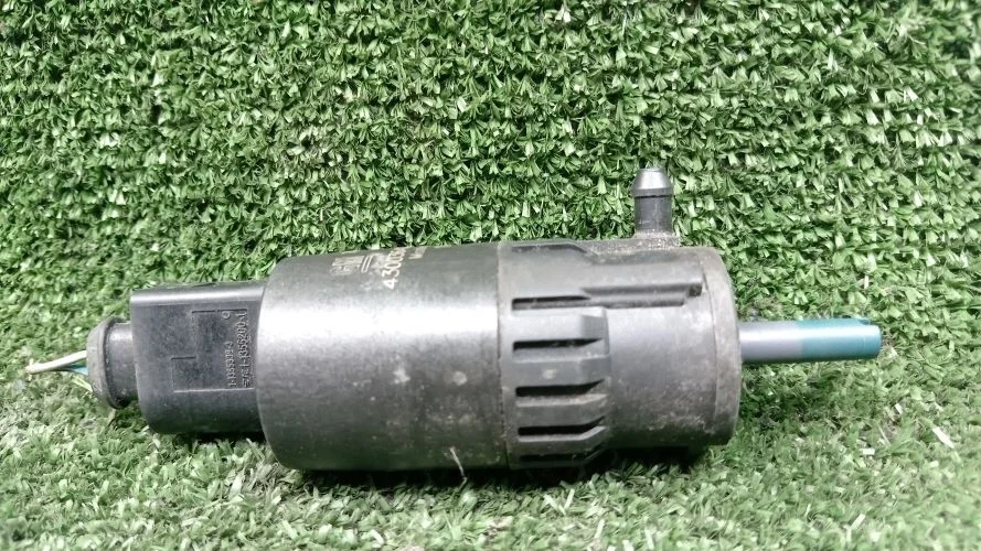 мотор омывателя Chevrolet F16D4,LTD,F18D4,Z22D1 J300,T300,V300,C140 Chevrolet Cruze,Aveo,Malibu,Captiva F16D4,LTD,F18D4,Z22D1 J300,T300,V300,C140 13250356,20959596