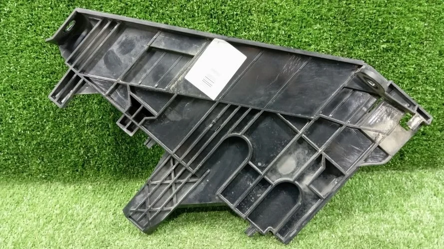 крепление фары Land Rover 224DT L359 Land Rover Freelander 224DT L359 6H5213D084A,LR001541