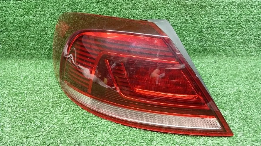 задний фонарь Volkswagen CBFA,CUWA 358,B6 Volkswagen Passat Cc CBFA,CUWA 358,B6 3C8945207T,3C8945207,3C8945207AD
