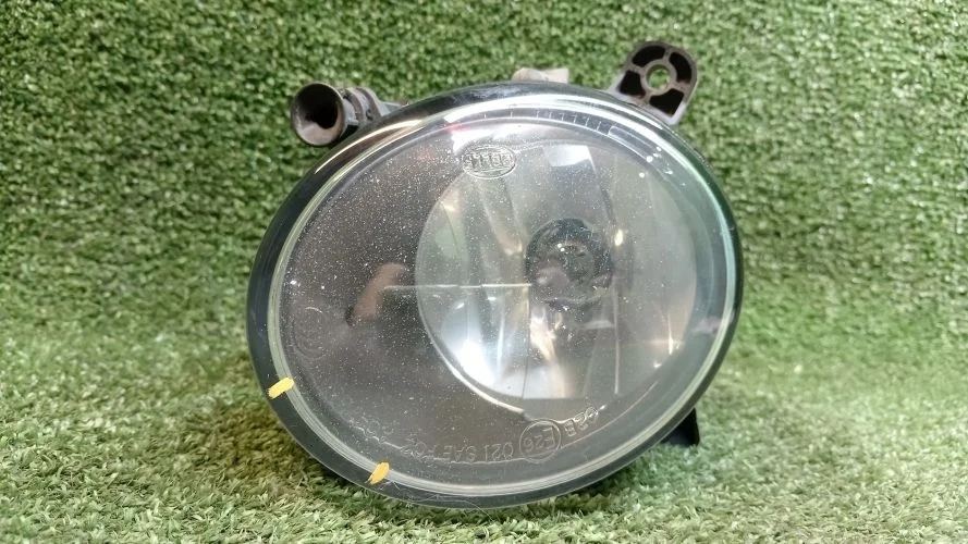противотуманная фара Audi CAHA,CAEA,CAEB,CCAA,CALB 8RB,8K2,4F2 Audi Q5,A4,A6 CAHA,CAEA,CAEB,CCAA,CALB 8RB,8K2,4F2 271650,A047358,A126948,8T0941700B