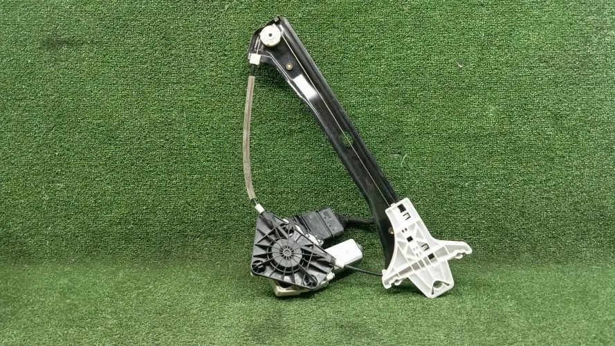 стеклоподъемник Volkswagen CFF 162 Volkswagen Jetta CFF 162 3C0959704B