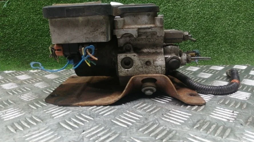 блок abs Chevrolet L31 GMT400 Chevrolet Suburban L31 GMT400 12765501