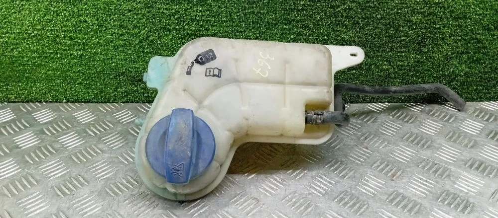 бачок расширительный Audi BKH,BYK 4F2 Audi A6 BKH,BYK 4F2 4F0121403N,4F0121403C