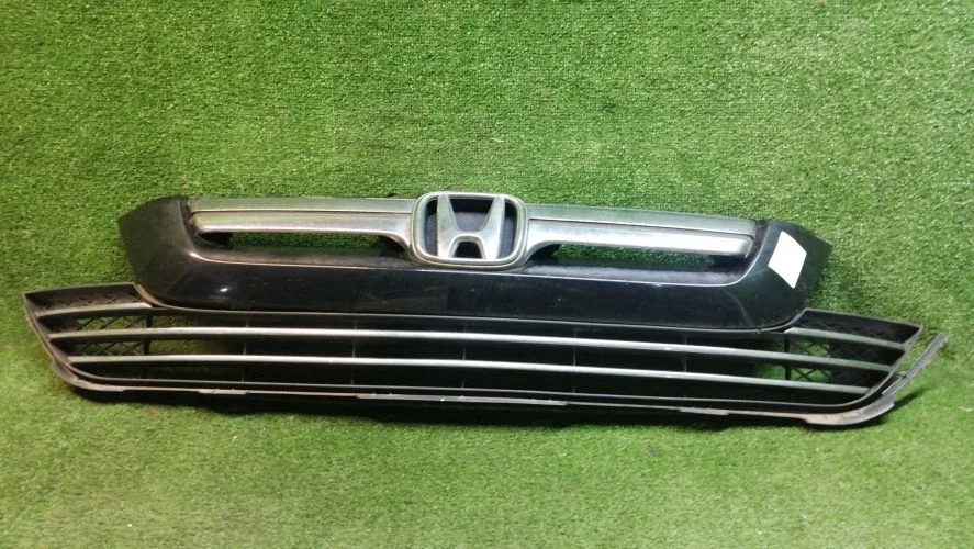 решетка радиатора Honda K24Z1 RE4 Honda Cr-V K24Z1 RE4 71128SWA003ZC,71121SWA003