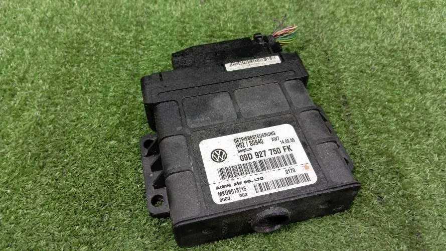 блок управления акпп Audi BUG 4LB Audi Q7 BUG 4LB 09D927750FK