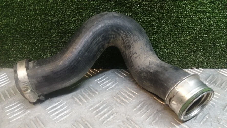 патрубок интеркулера Audi,Volkswagen BUG,BKS 4LB,7LA Audi,Volkswagen Q7,Touareg BUG,BKS 4LB,7LA 7L6145738A,7L6145738