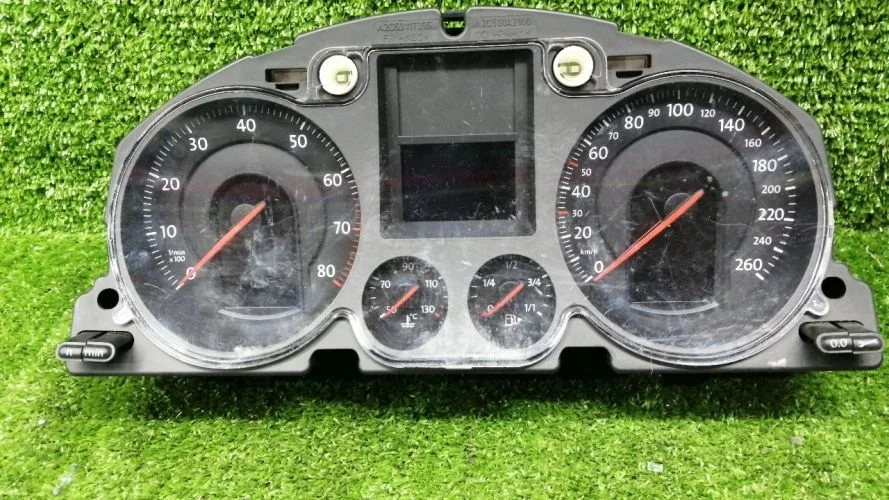 панель приборов Volkswagen CAXA 3C2 Volkswagen Passat CAXA 3C2 3C0920860G