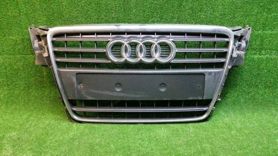 решетка радиатора Audi CAEA,CAEB 8K2 Audi A4 CAEA,CAEB 8K2 8K0853651