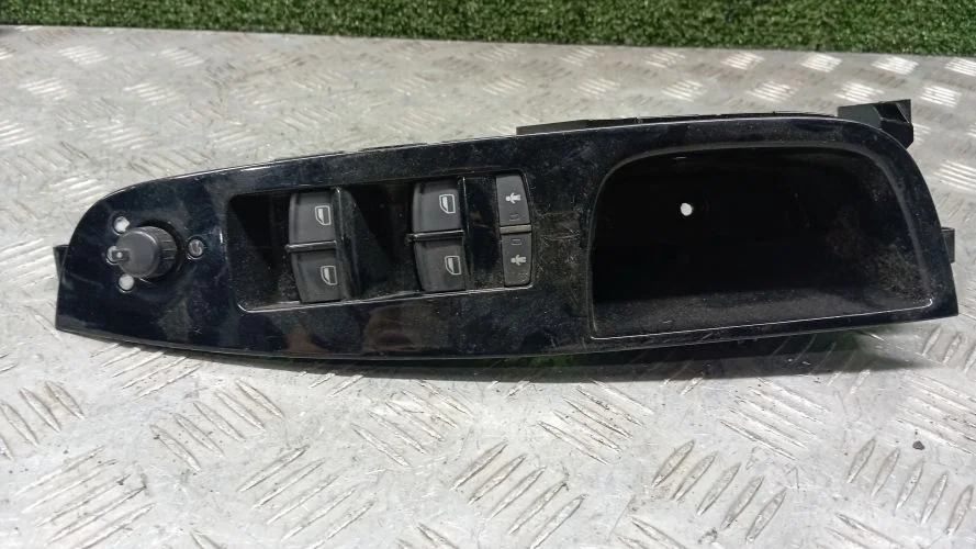 блок управления стеклами Audi BUG,CASA 4LB Audi Q7 BUG,CASA 4LB 4F0959851G