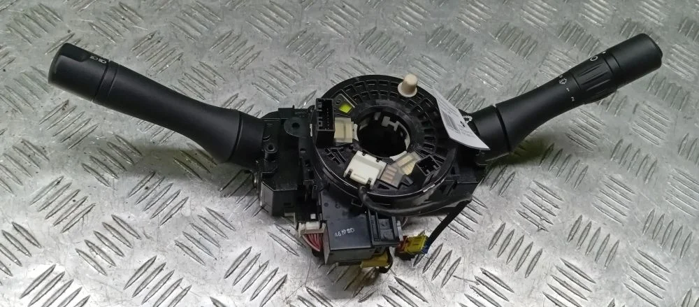 подрулевой переключатель в сборе Renault  H4M L30R Renault Fluence H4M L30R 255670027R,255544794R