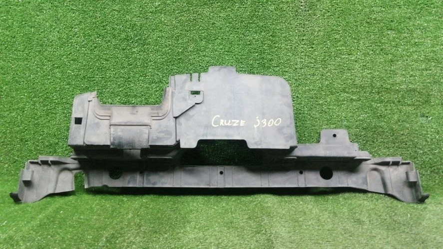 накладка замка капота Chevrolet F18D4,F16D4 J300 Chevrolet Cruze F18D4,F16D4 J300 96981695