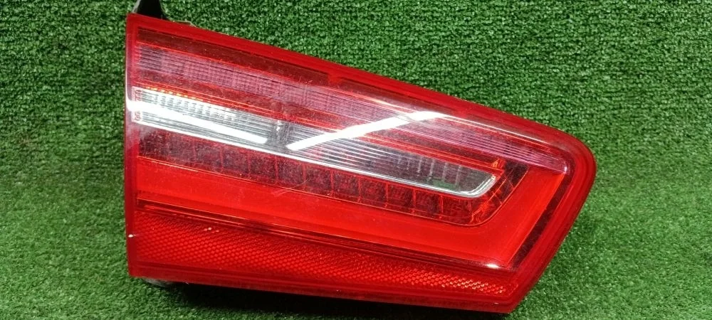 вставка багажника Audi CNHA,CNHA,CDUD 4G2 Audi A6 CNHA,CNHA,CDUD 4G2 4G5945093A