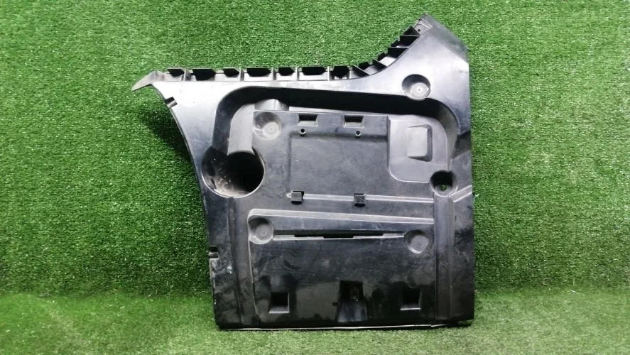 крепление бампера Bmw N54B30A,N63B44A F01,F02 Bmw 7-Series N54B30A,N63B44A F01,F02 51127183885
