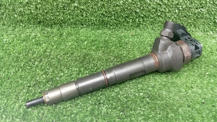 форсунка дизельная Volkswagen CFF,CFFB B7,5N1,A32 Volkswagen Tiguan CFF,CFFB B7,5N1,A32 03L130277J,0445110369