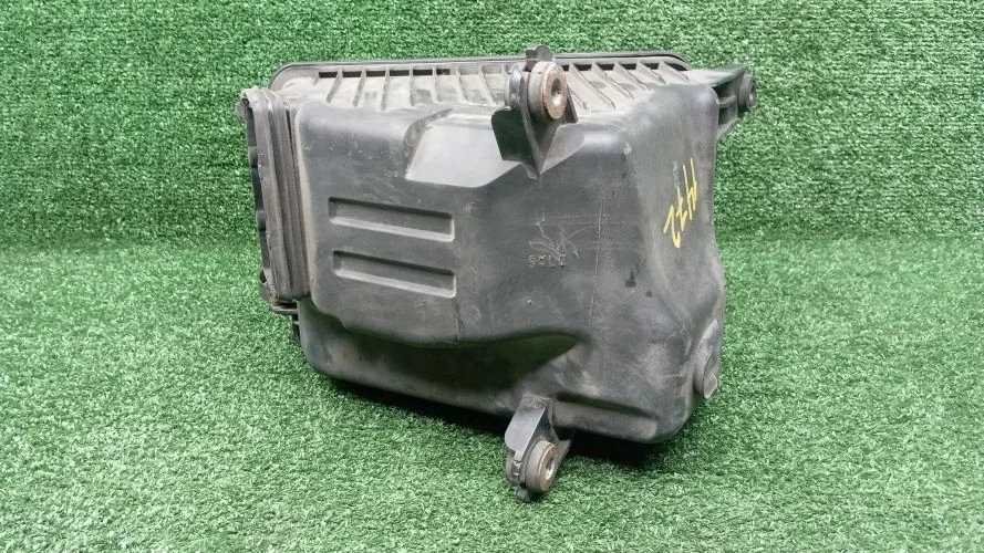 корпус воздушного фильтра Kia,Hyundai D4HA,D4HB XM,CM Kia,Hyundai Sorento,Santa Fe D4HA,D4HB XM,CM 281102P300