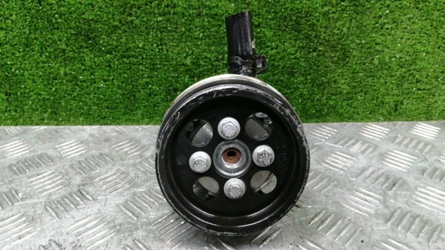 насос гидроусилителя руля Volvo D5244T4 AS71 Volvo S80 D5244T4 AS71 36000790