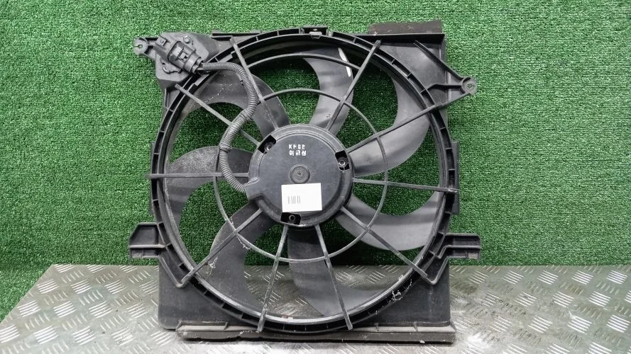 диффузор радиатора Kia,Hyundai D4HA SL,LM Kia,Hyundai Sportage,Tucson D4HA SL,LM 253502S000,253802S000