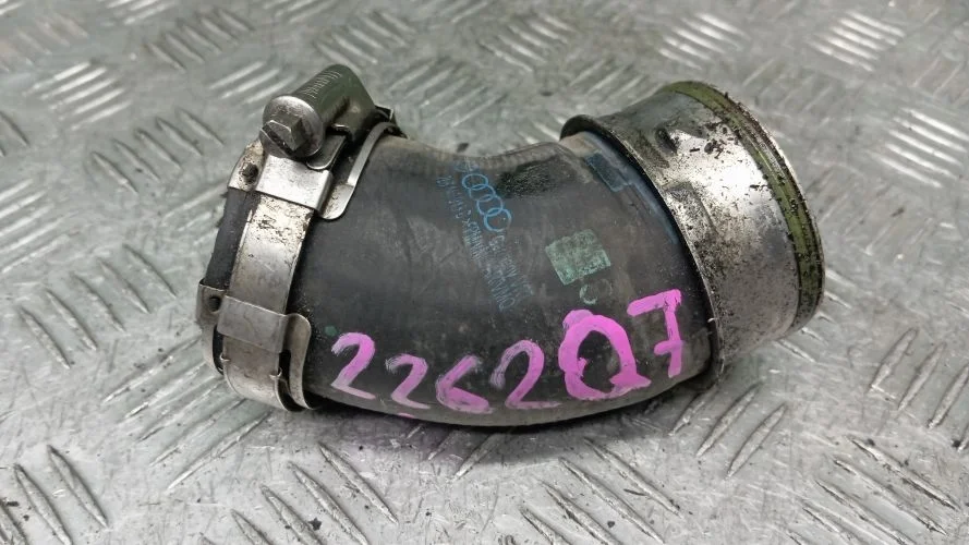 патрубок интеркулера Volkswagen,Audi BKS,BUG 7LA,4LB Volkswagen,Audi Touareg,Q7 BKS,BUG 7LA,4LB 7L6145943B
