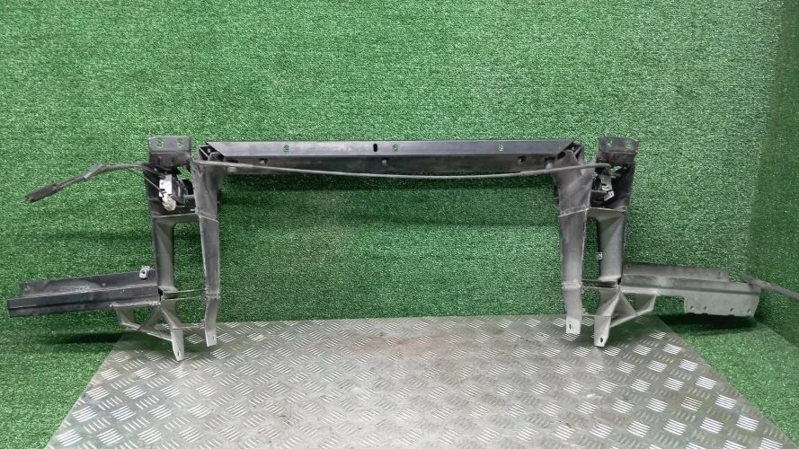 рамка радиатора Bmw N47D20C F25 Bmw X3 N47D20C F25 51647210501,51647210499,51647210500