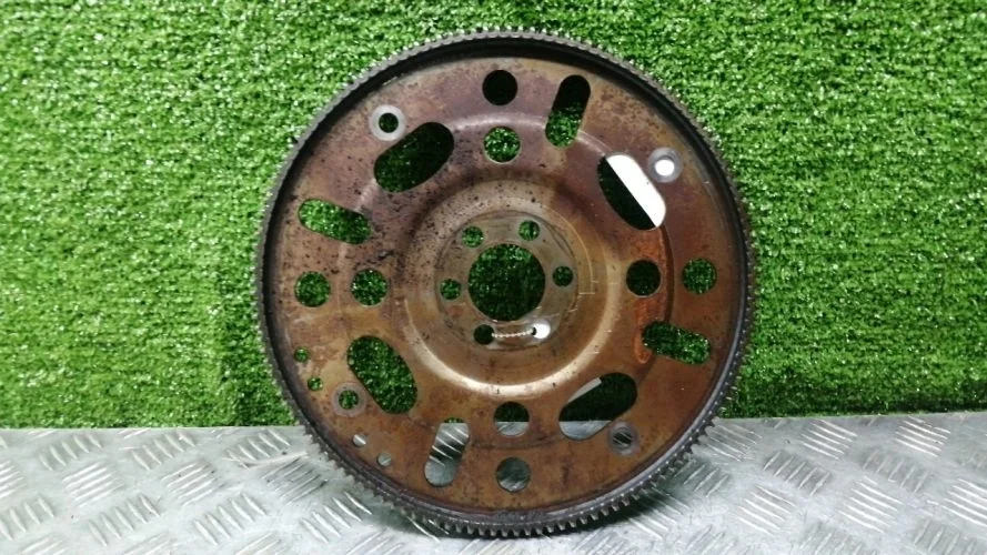 маховик Nissan MR20DE B30 Nissan Lafesta MR20DE B30 12331-EN200
