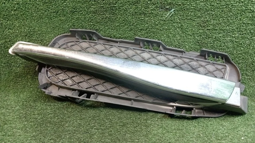 решетка в бампер Jaguar 306DT X250 Jaguar Xf 306DT X250 8X2315K233BC,C2Z3837,C2Z3848