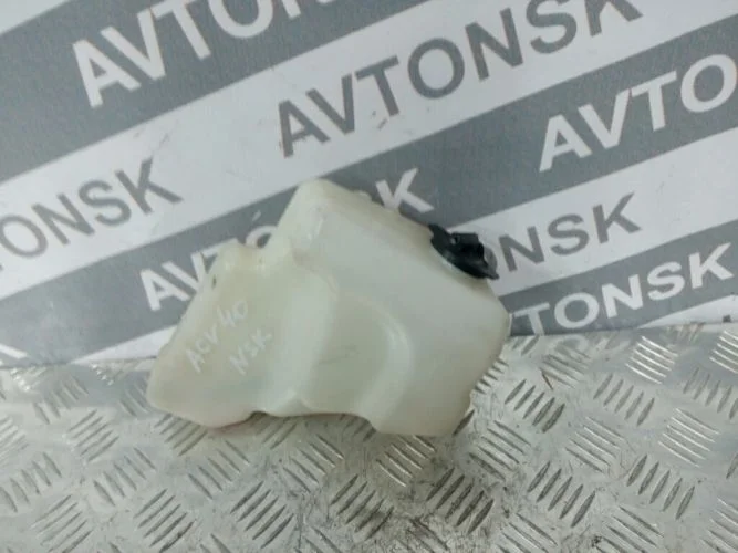 бачок расширительный Toyota 2az ACV40,ACV45 Toyota Camry 2az ACV40,ACV45 16470-28100