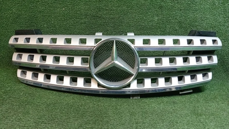 решетка радиатора Mercedes-Benz 272967 W164 Mercedes-Benz M-Class 272967 W164 A16488008859776,A1648880241,A1648880141,A2518880086