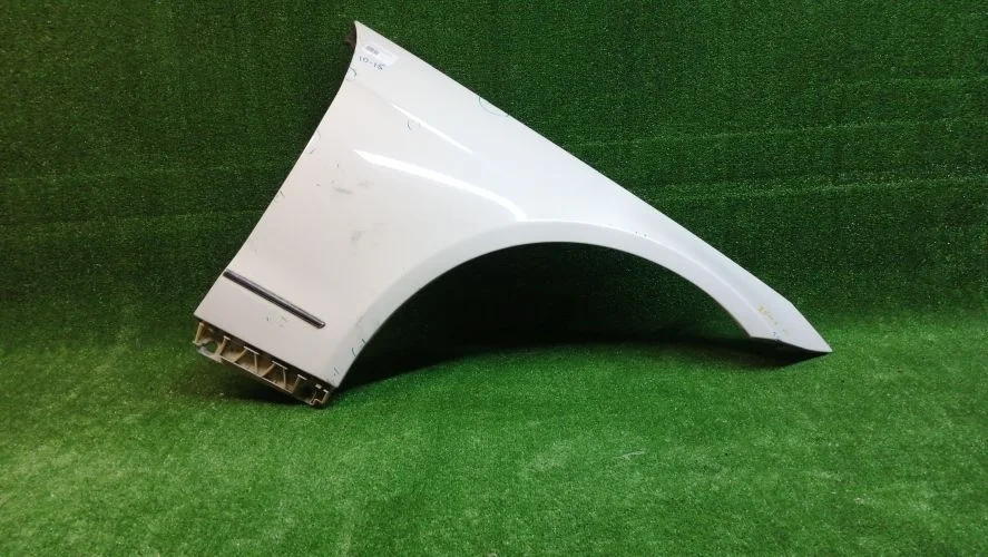 крыло Mercedes-Benz 272988 A207,C207 Mercedes-Benz E-Class 272988 A207,C207 A2078800218