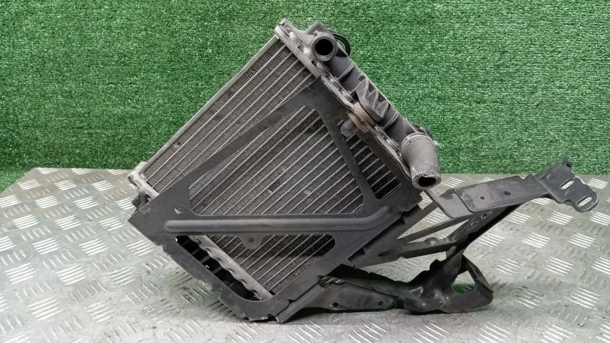 радиатор дополнительный Audi CTUA 4G2 Audi A6 CTUA 4G2 4G0121212
