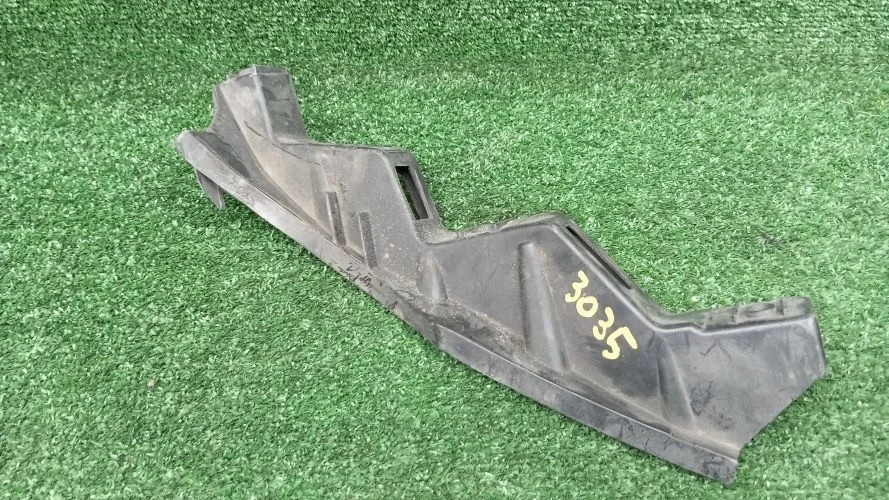крепление бампера Volkswagen CBAB,BVY,CCTA 3C2 Volkswagen Passat CBAB,BVY,CCTA 3C2 3C0807890
