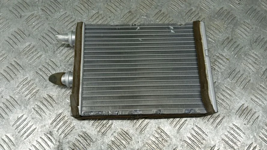 радиатор печки Infiniti VQ35HR,VK50VE,VQ37VHR J50,S51,V36 Infiniti Ex35,Fx50,Fx35,G37s VQ35HR,VK50VE,VQ37VHR J50,S51,V36 271401CA0A
