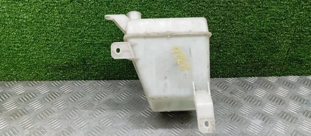 бачок омывателя Chevrolet B12D1,F16D4 T255,T250 Chevrolet Aveo B12D1,F16D4 T255,T250 96650768,96643233,96647641,96650658,96327970