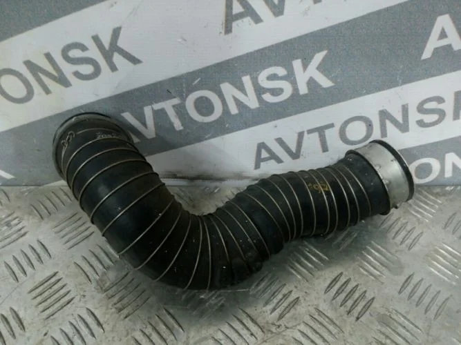патрубок интеркулера Mercedes-Benz 271940 W203,CL203,S203,S211,W211 Mercedes-Benz C-Class,E-Class 271940 W203,CL203,S203,S211,W211 A2035282682