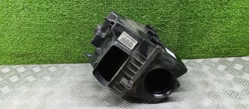 корпус воздушного фильтра Jaguar AJ200D X760 Jaguar Xe AJ200D X760 GX739600DB,T2H1942