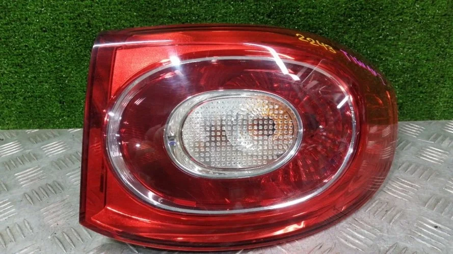 задний фонарь Volkswagen CBAB,CFF,CCTA 5N1,5N2 Volkswagen tiguan CBAB,CFF,CCTA 5N1,5N2 5N0945096H