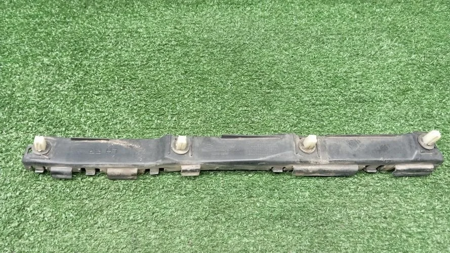 крепление бампера Kia D6EA,D6EB HM Kia Mohave D6EA,D6EB HM 866132J000