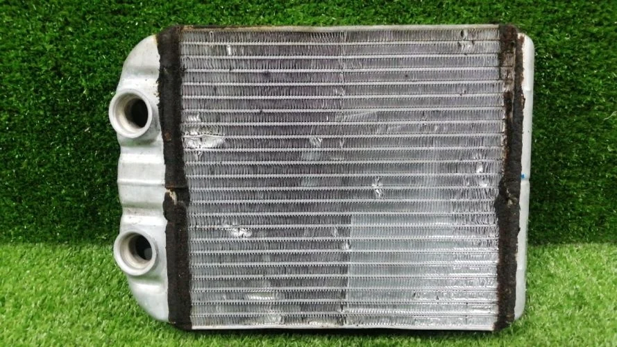 радиатор печки Audi,Volkswagen BUG,BKS 4LB,7LA Audi,Volkswagen Q7,Touareg BUG,BKS 4LB,7LA 7L0819031