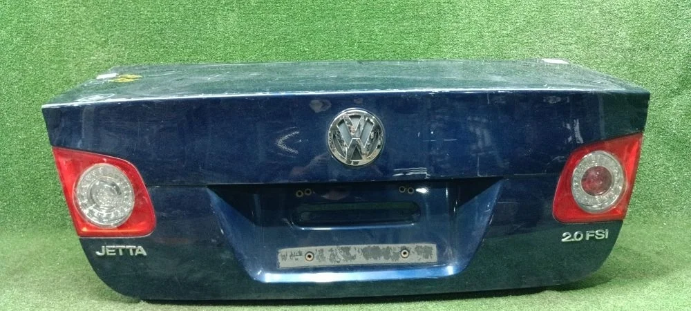 крышка багажника Volkswagen BMY 1K2 Volkswagen Jetta BMY 1K2 1K5827025AD