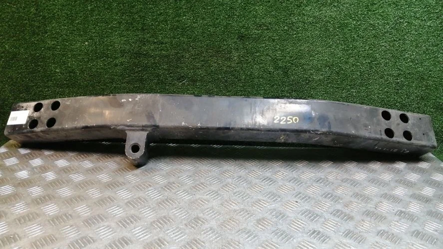 усилитель бампера Infiniti VQ35HR J50 Infiniti Ex35 VQ35HR J50 620301BA0A