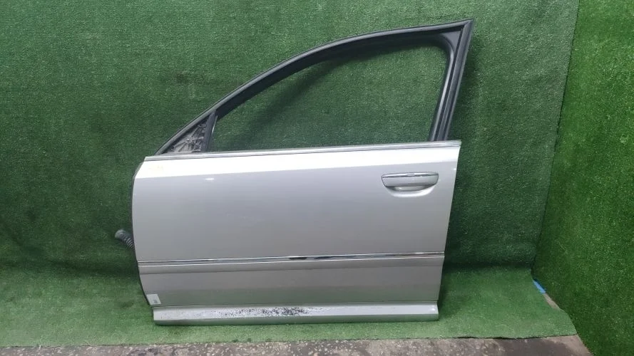 дверь боковая Audi BGK,BSB,BVJ,BPK 4E2,4E8,D3 Audi A8 BGK,BSB,BVJ,BPK 4E2,4E8,D3 4E0831051C