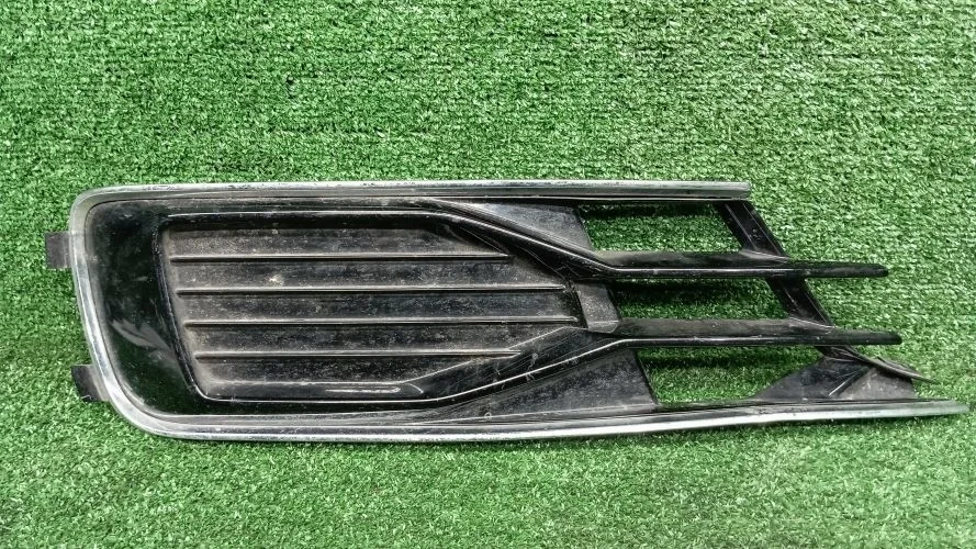 решетка в бампер Audi CNHA 4G2 Audi A6 CNHA 4G2 4G0807682AD
