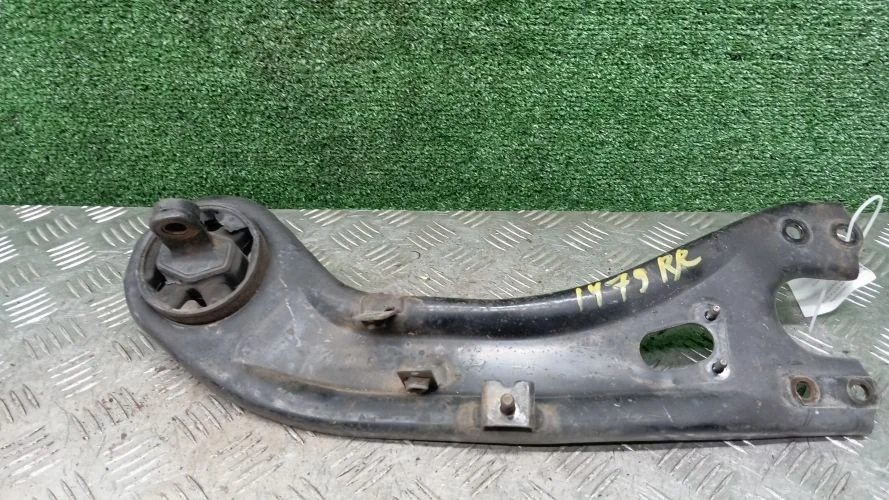 рычаг продольный Kia,Hyundai D4HA SL,LM Kia,Hyundai Sportage,Tucson D4HA SL,LM 552803W000,552802S000,552803U100,552803W050