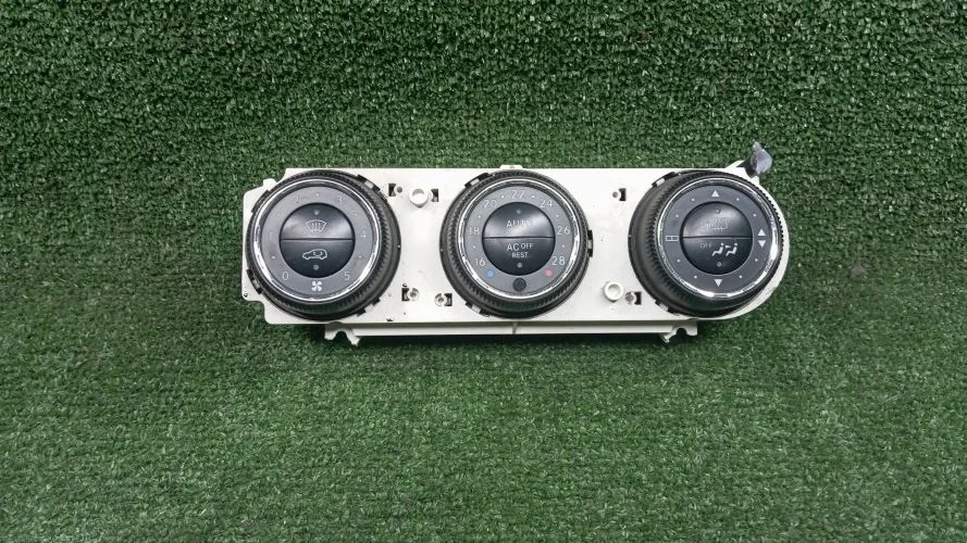 блок управления климат-контролем Mercedes-Benz 612963 W163 Mercedes-Benz M-Class 612963 W163 A1638204289